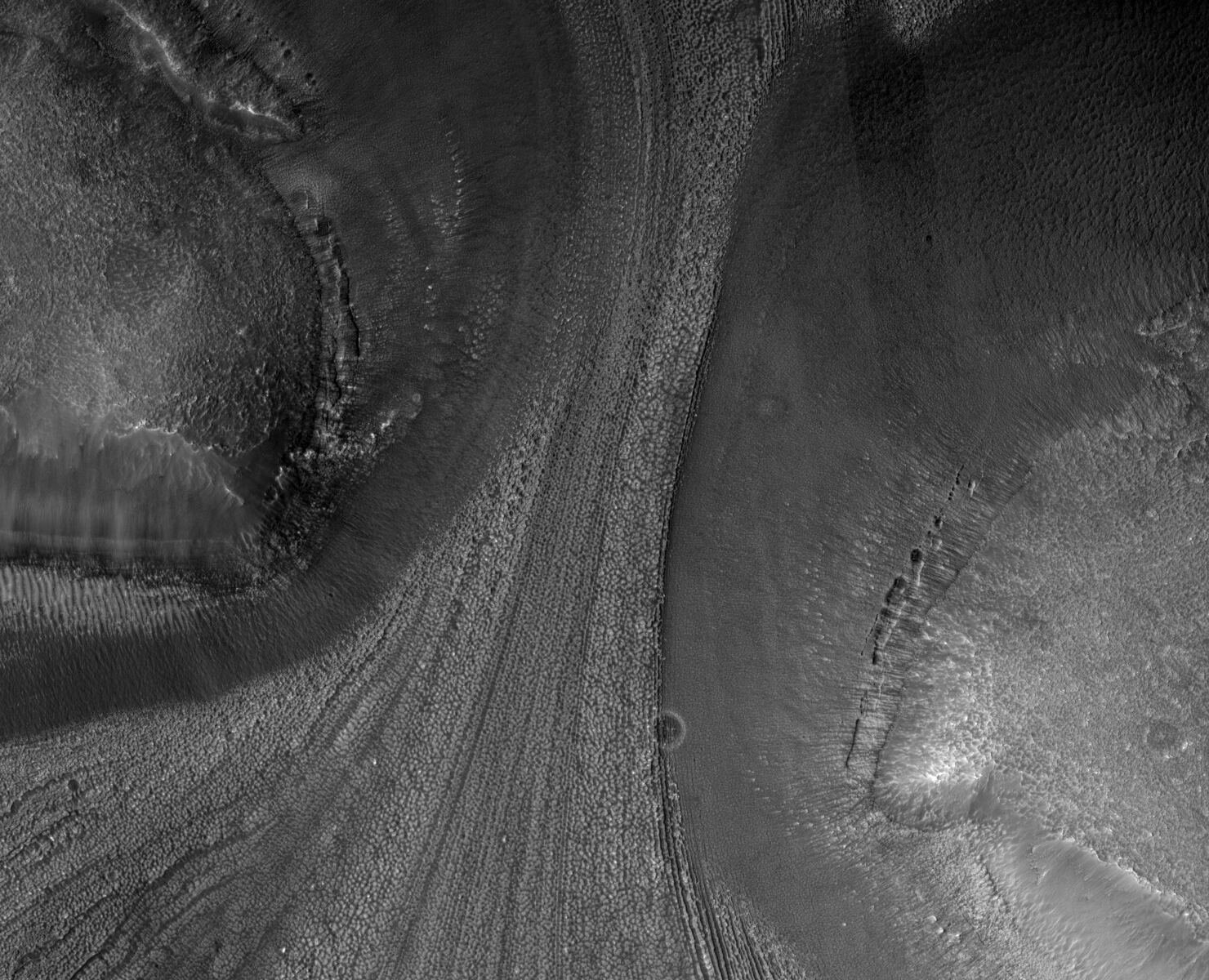 Credit image: NASA/JPL-Caltech/UArizona - HiRISE image showing rough terrain possibly shaped by ancient glaciers